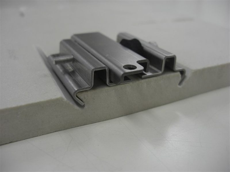 グリップ金具標準タイプ